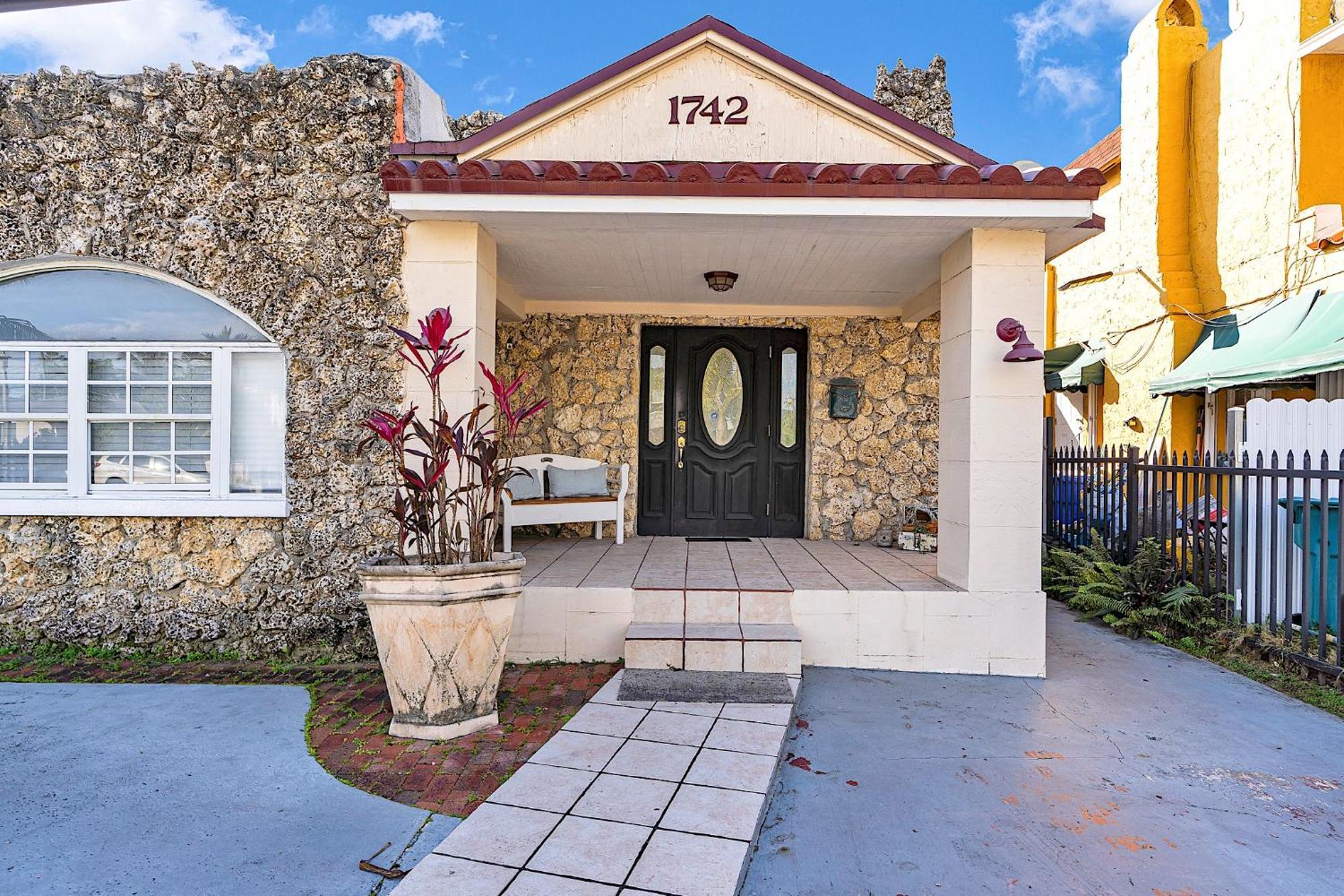 Coral Suite Close To Little Havana Miami Exteriör bild